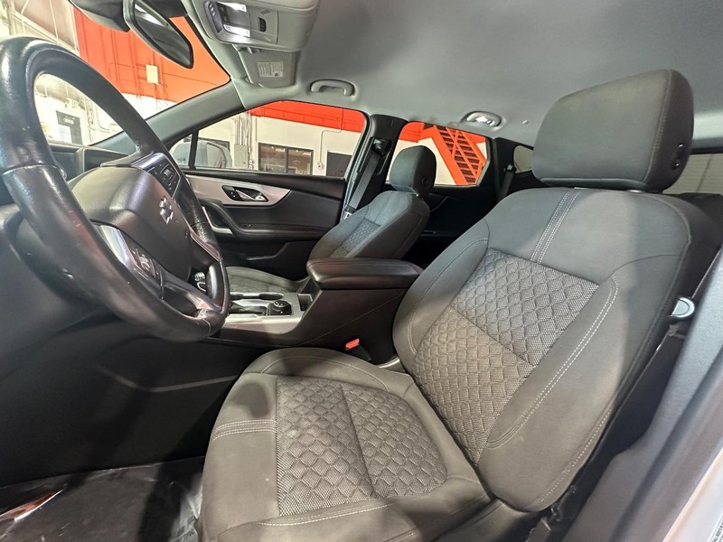 Chevrolet Blazer Vehicle Full-screen Gallery Image 19