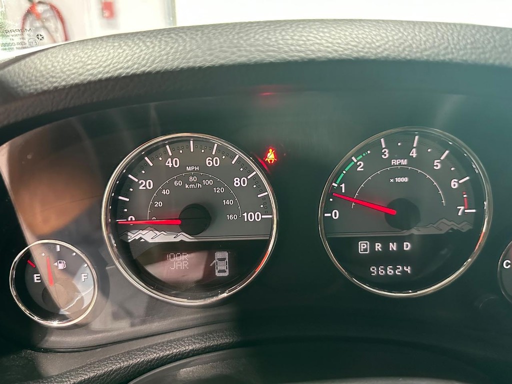 Jeep Wrangler Unlimited Vehicle Full-screen Gallery Image 25