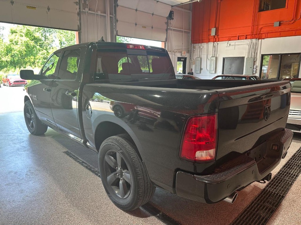 Ram 1500 Vehicle Full-screen Gallery Image 28