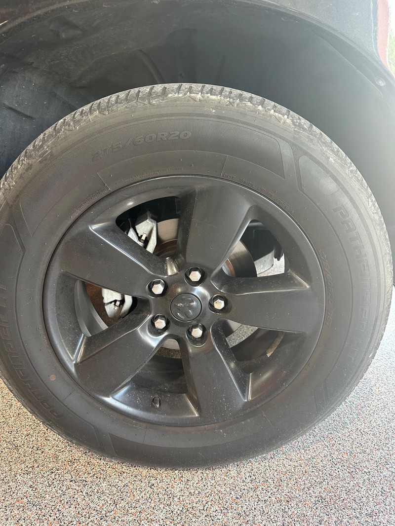 Ram 1500 Vehicle Full-screen Gallery Image 14