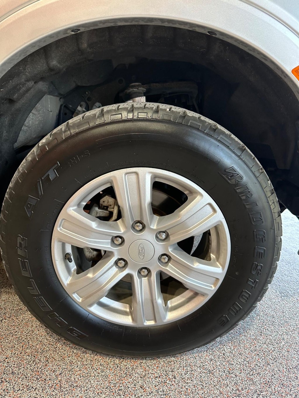 Ford Ranger Vehicle Full-screen Gallery Image 13