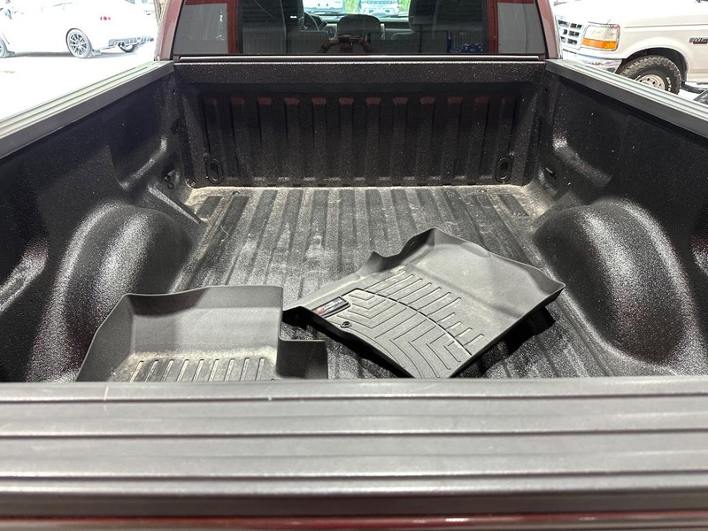 2013 Ford F-150 XLT photo 2