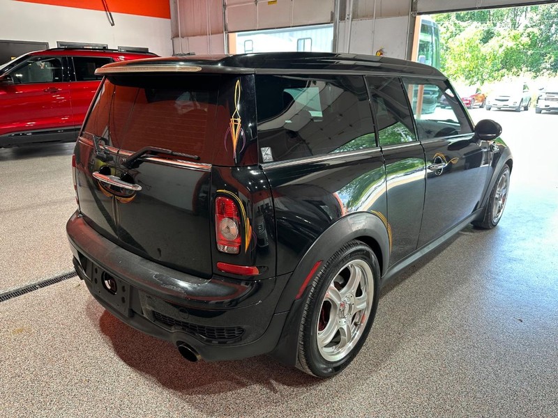 2009 Mini Clubman John Cooper Works photo 2
