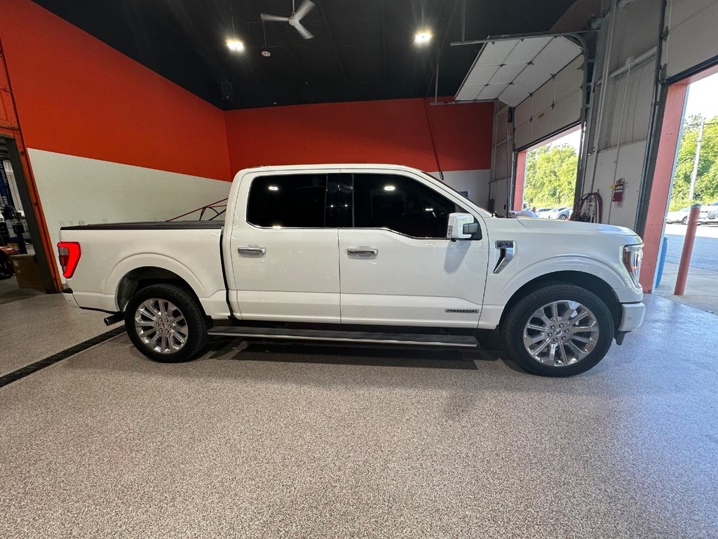 Ford F-150 Vehicle Full-screen Gallery Image 2
