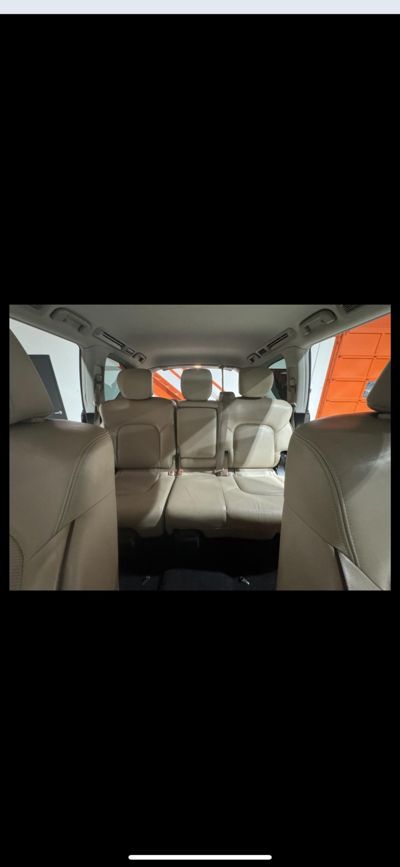 Nissan Armada Vehicle Full-screen Gallery Image 18
