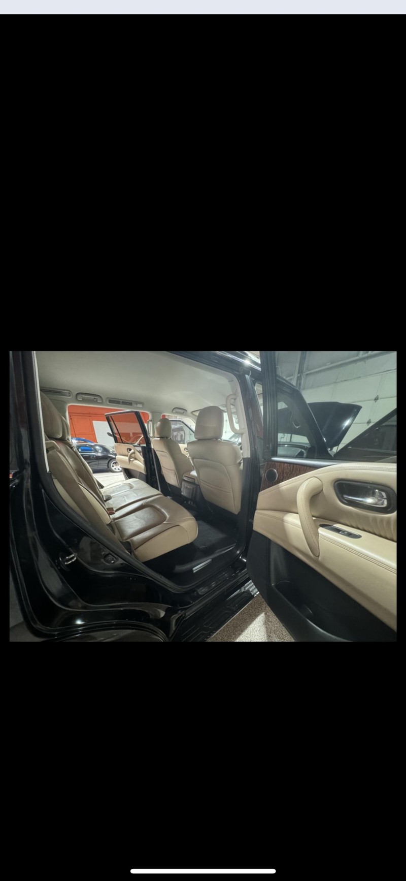 Nissan Armada Vehicle Full-screen Gallery Image 21