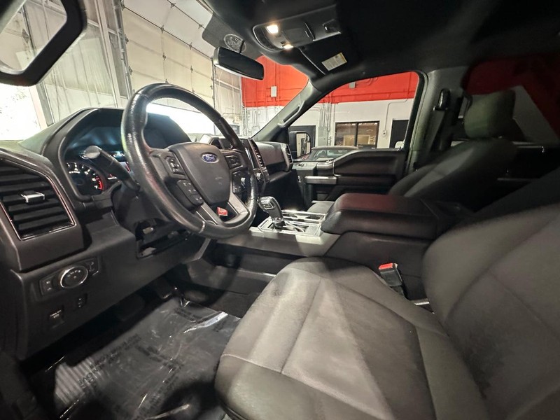 2018 Ford F-150 XLT photo 11