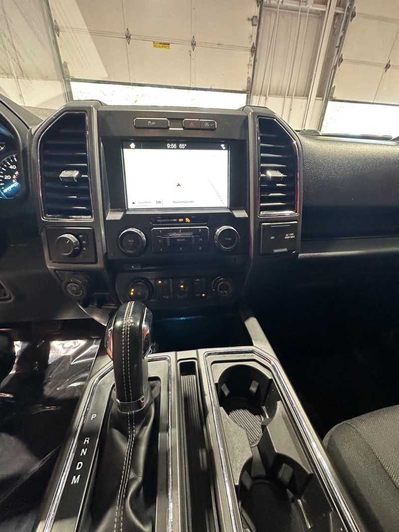 2018 Ford F-150 XLT photo 21