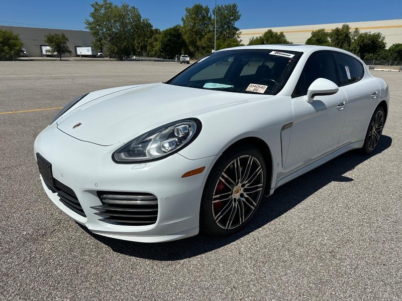 2015 Porsche Panamera Turbo photo 5