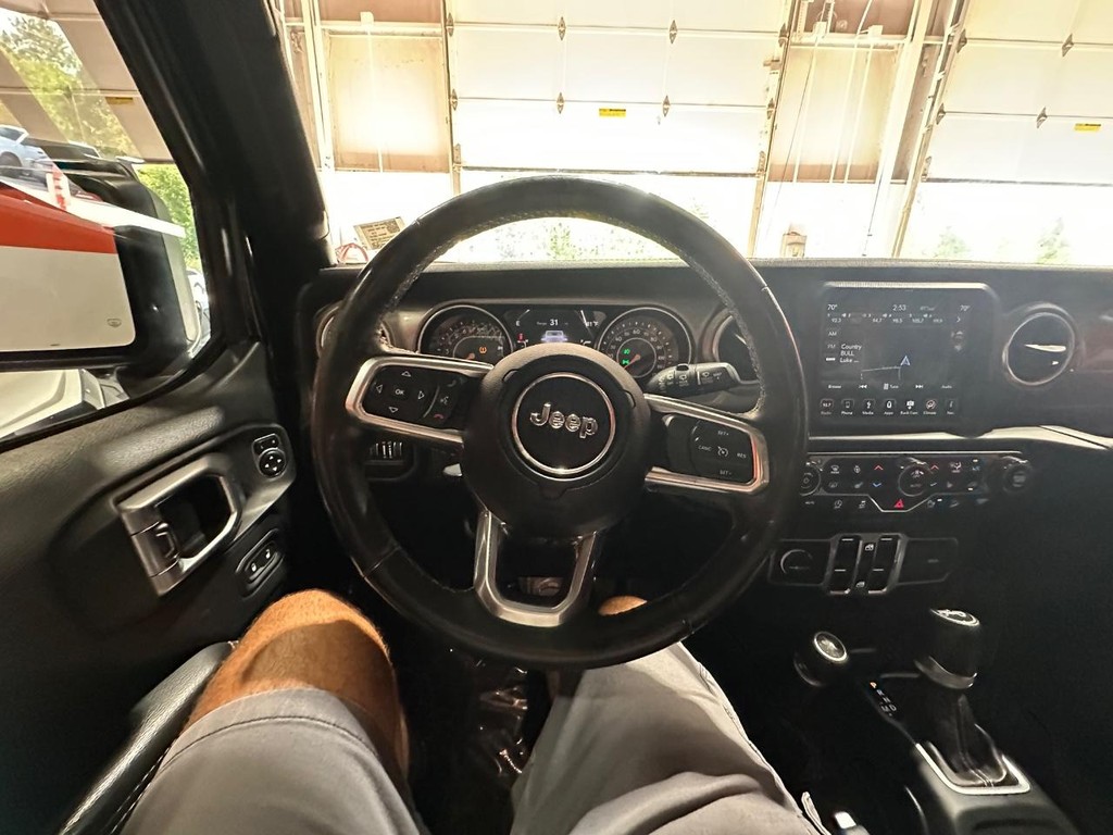 Jeep Wrangler Unlimited Vehicle Full-screen Gallery Image 19