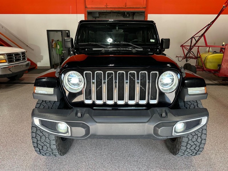 2018 Jeep Wrangler Unlimited Sahara photo 5