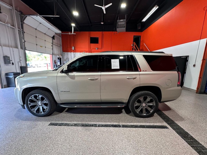 2016 Gmc Yukon SLE photo 6