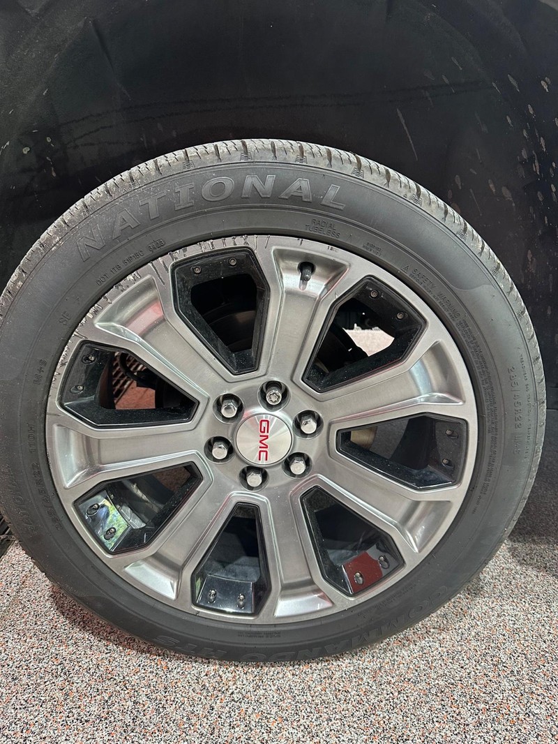 2016 Gmc Yukon SLE photo 15