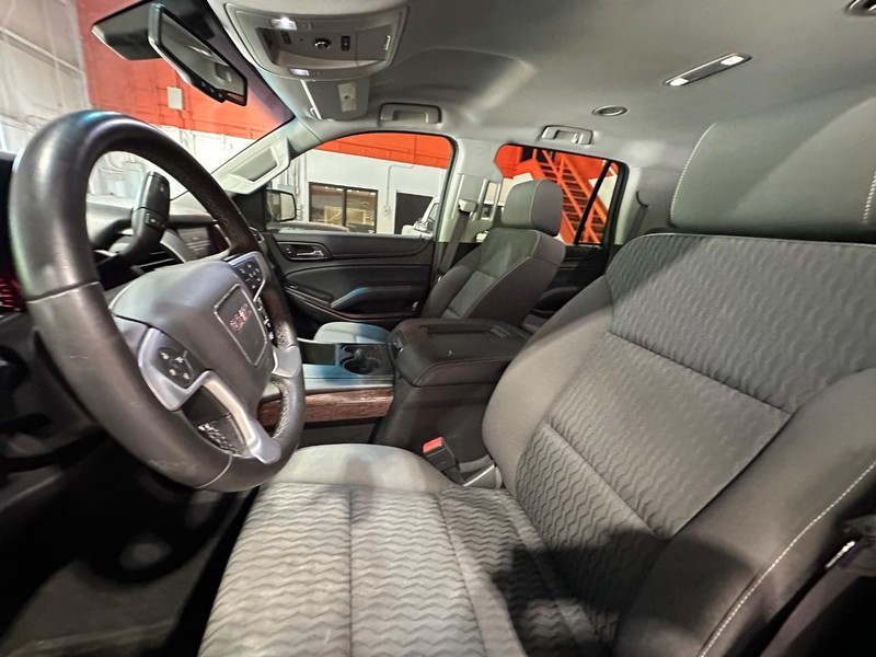2016 Gmc Yukon SLE photo 22