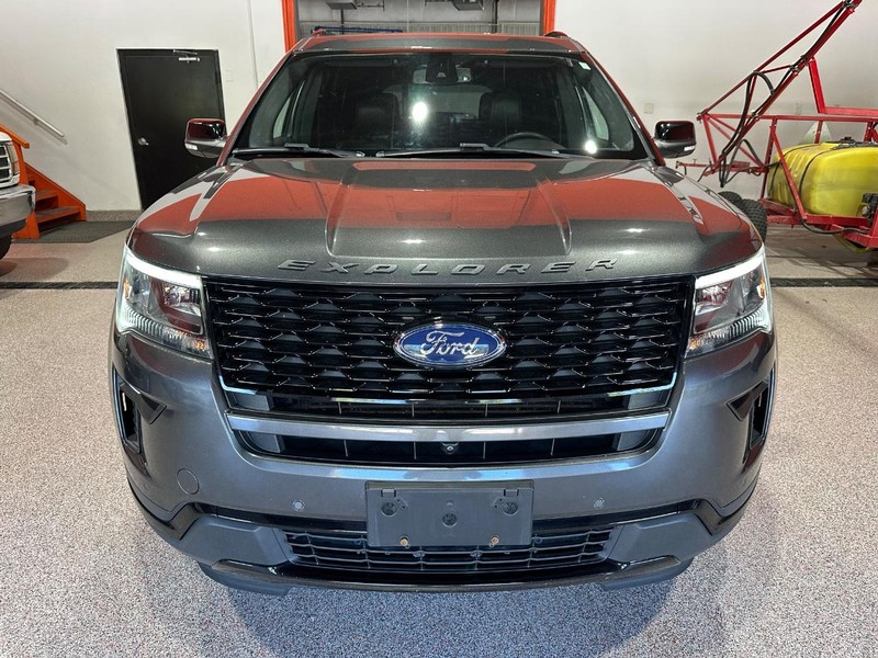 2019 Ford Explorer Sport photo 5