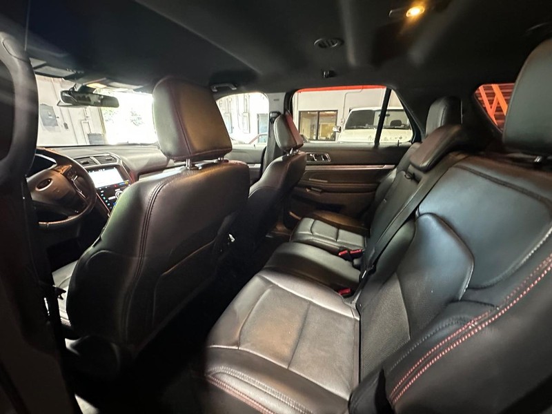 2019 Ford Explorer Sport photo 8