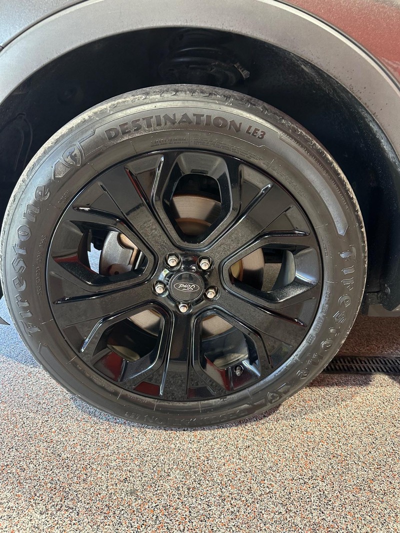 2019 Ford Explorer Sport photo 10