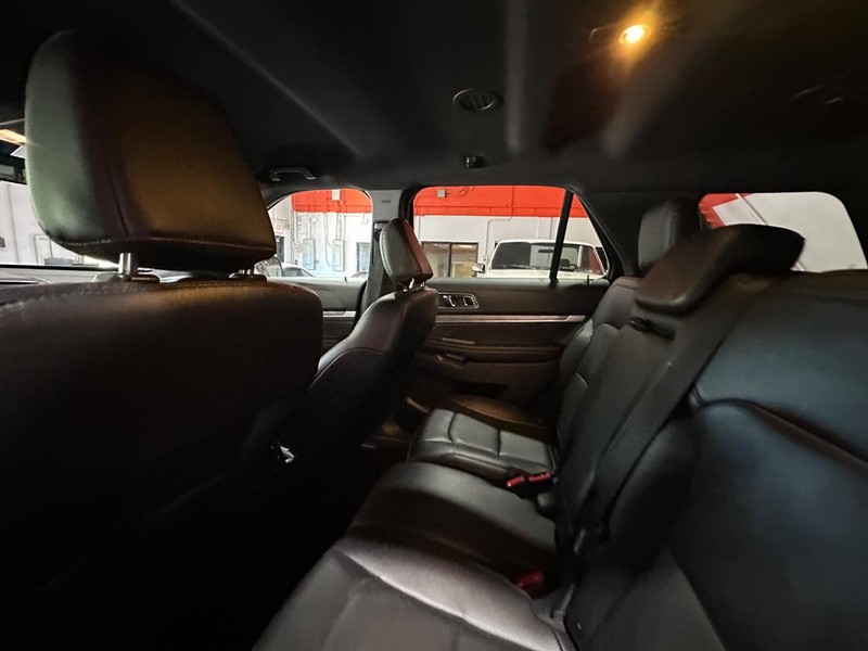 2019 Ford Explorer Sport photo 11