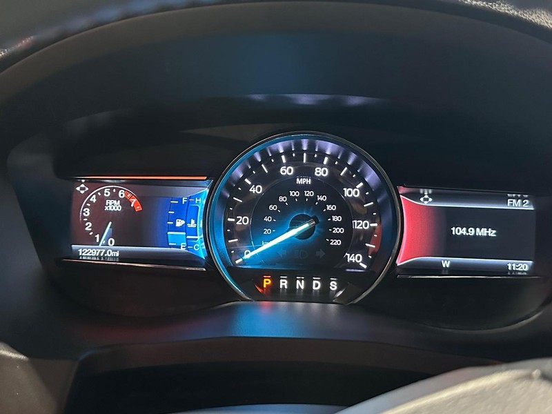 2019 Ford Explorer Sport photo 20