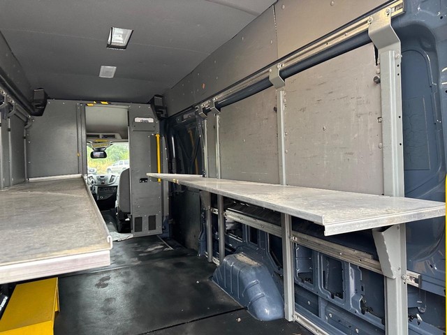 Ford Transit Van Vehicle Full-screen Gallery Image 13