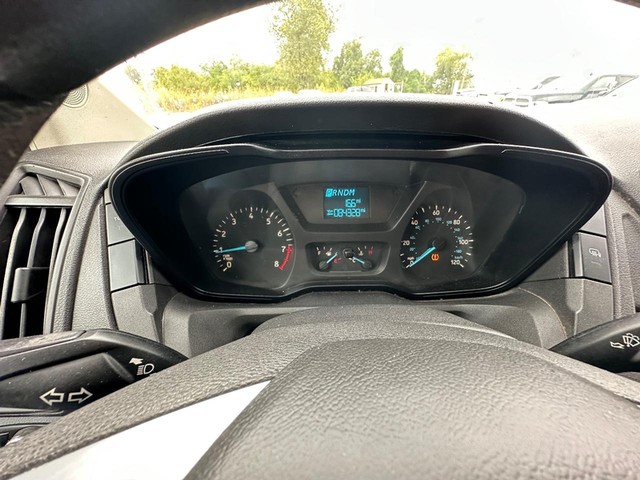 Ford Transit Van Vehicle Full-screen Gallery Image 22