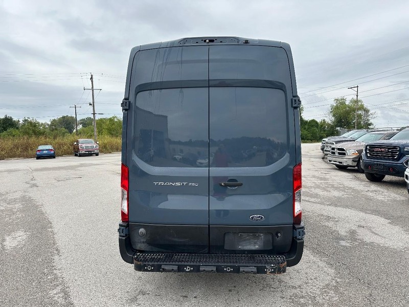 2019 Ford Transit Van photo 2