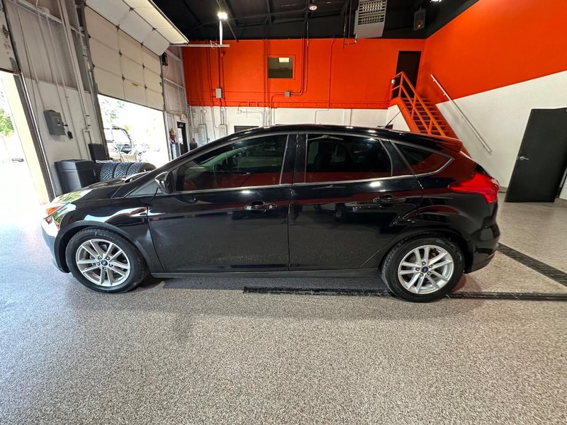 2018 Ford Focus SE photo 6