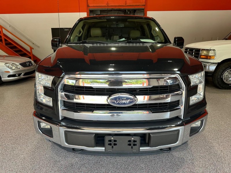 2015 Ford F-150 Lariat photo 8