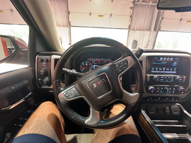 2018 Gmc Sierra 1500 SLT photo 18