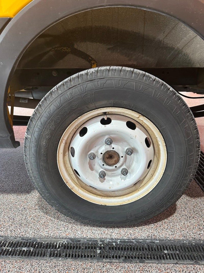 2021 Ford Transit Cargo Van photo 9