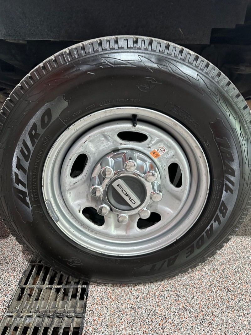 2021 Ford F-250 photo 13
