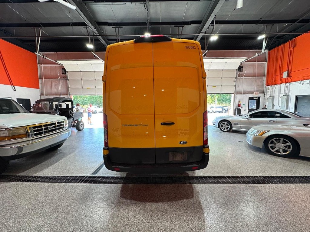 Ford Transit Cargo Van Vehicle Full-screen Gallery Image 4