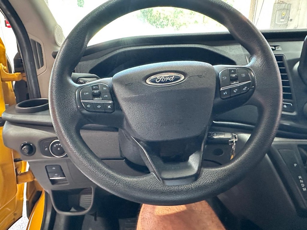 Ford Transit Cargo Van Vehicle Full-screen Gallery Image 22