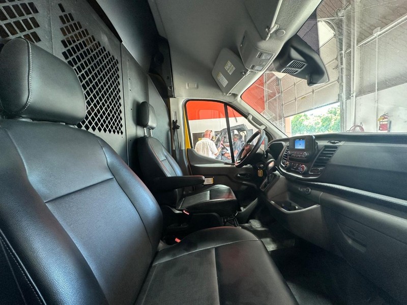 2021 Ford Transit Cargo Van photo 14