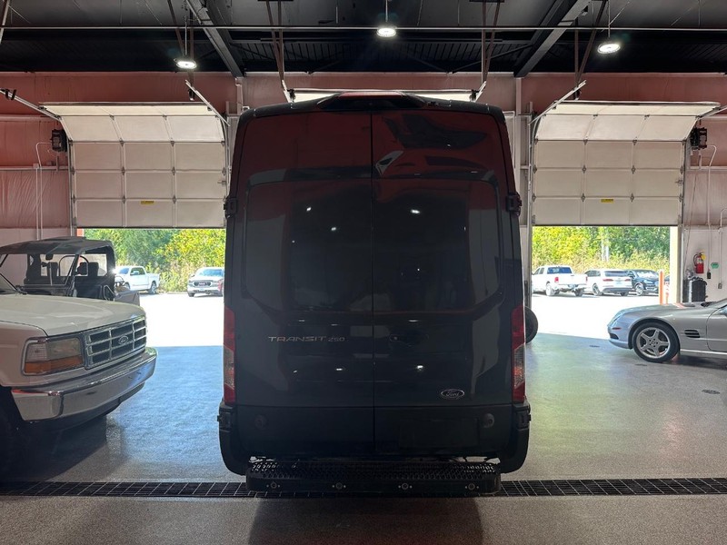 2020 Ford Transit Cargo Van photo 6