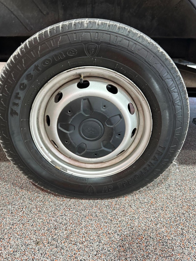 2020 Ford Transit Cargo Van photo 17