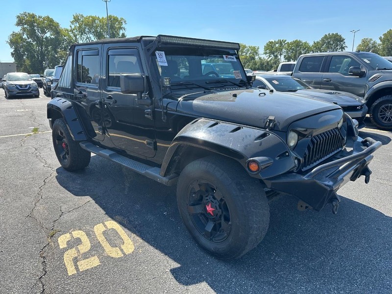 2014 Jeep Wrangler Unlimited Sport photo 2