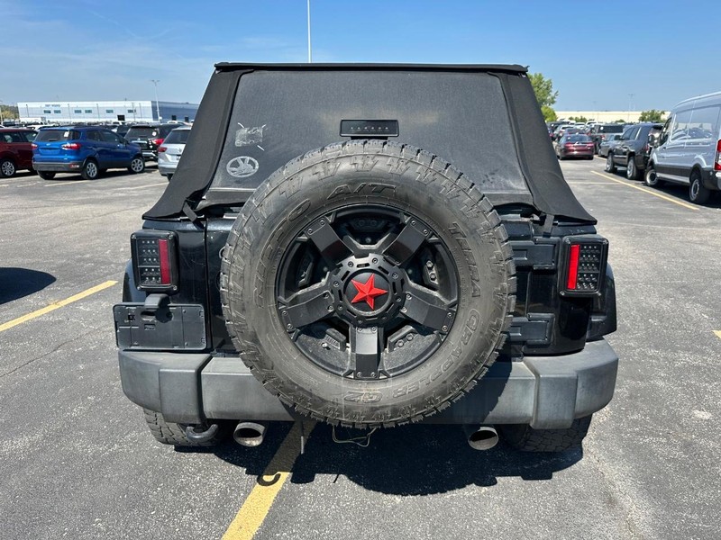 2014 Jeep Wrangler Unlimited Sport photo 5
