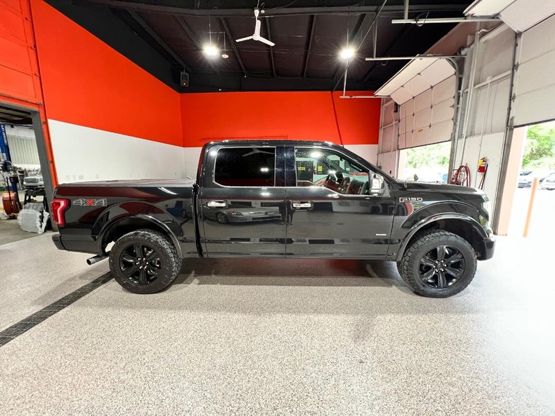 2015 Ford F-150 Platinum photo 2