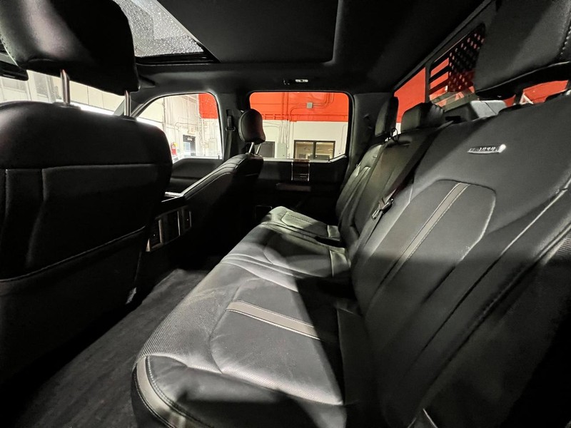 2015 Ford F-150 Platinum photo 10