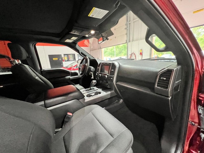 2018 Ford F-150 XLT photo 14