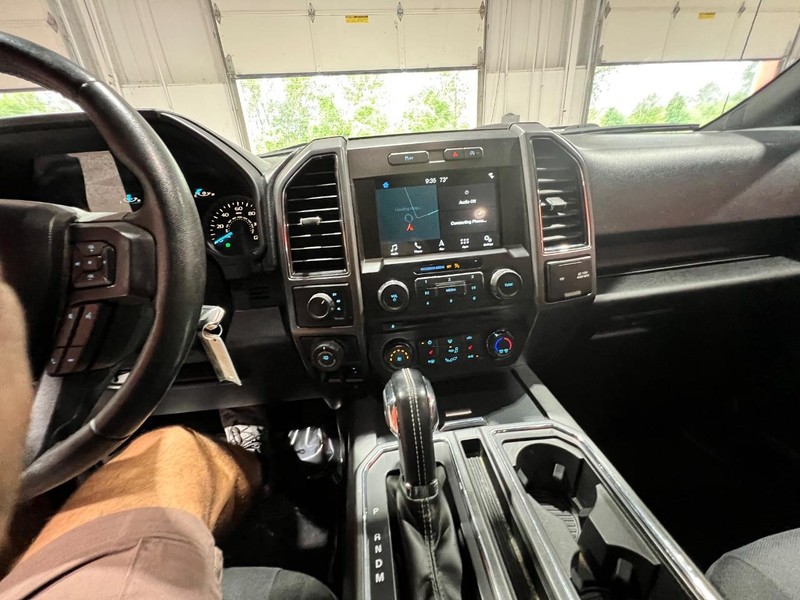 2018 Ford F-150 XLT photo 18