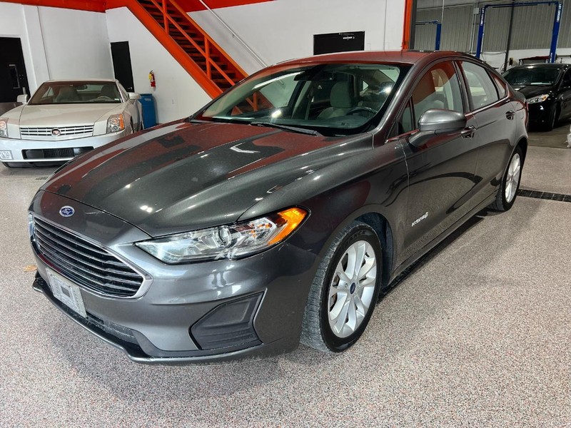 2019 Ford Fusion Hybrid SE photo 7