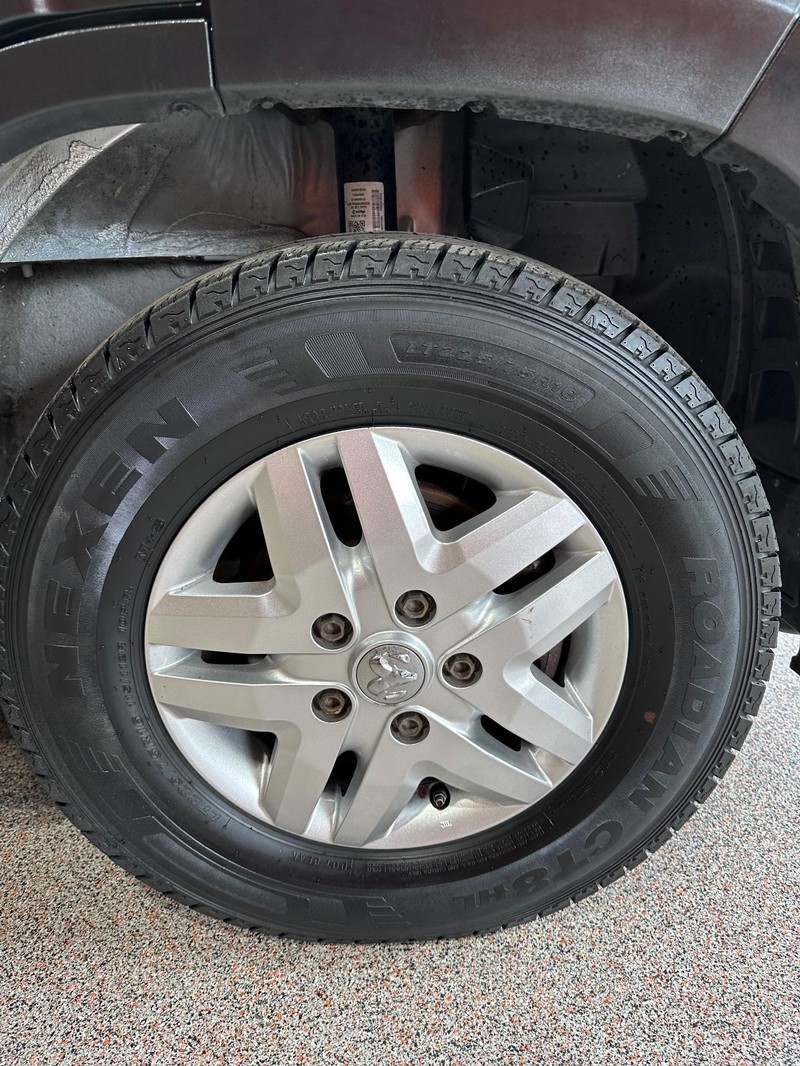 Ram ProMaster Window Van Vehicle Full-screen Gallery Image 19