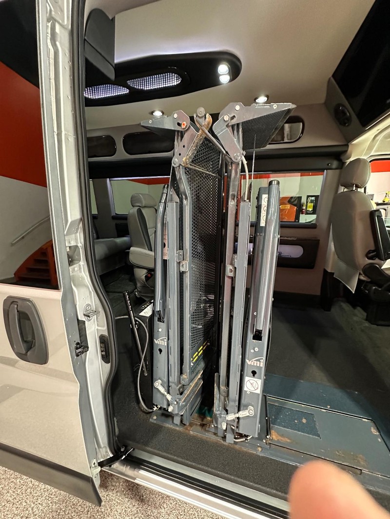 Ram ProMaster Window Van Vehicle Full-screen Gallery Image 22