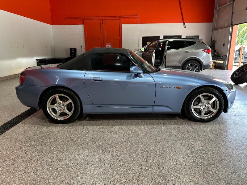 2002 Honda S2000 photo 2