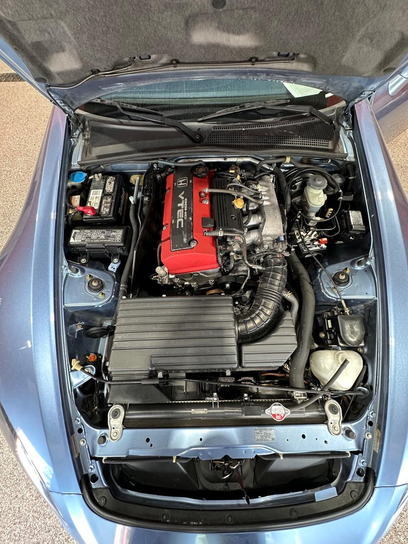 2002 Honda S2000 photo 15