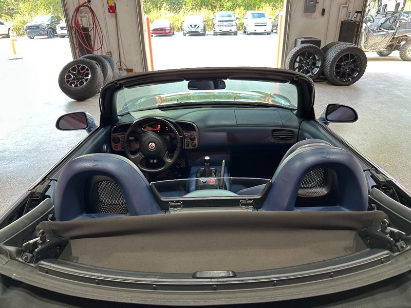 2002 Honda S2000 photo 17