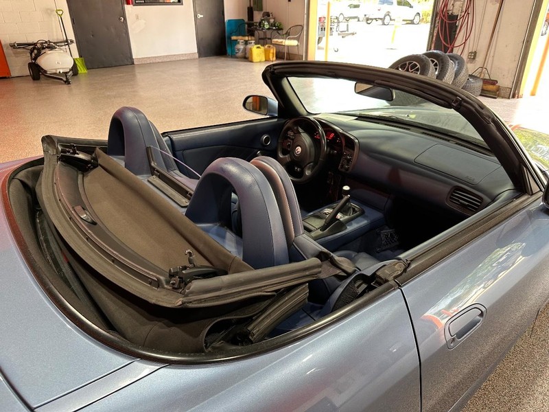 2002 Honda S2000 photo 21