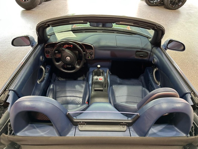 2002 Honda S2000 photo 22